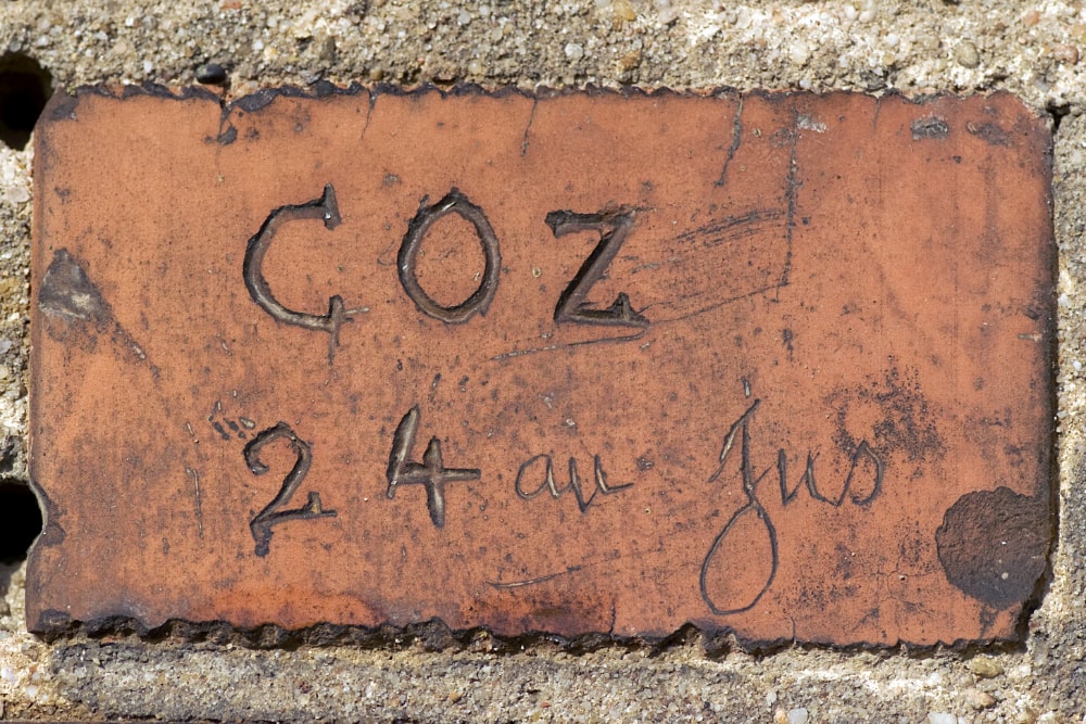 Ausstellung - Die Ziegelsteine vom Zollhafen